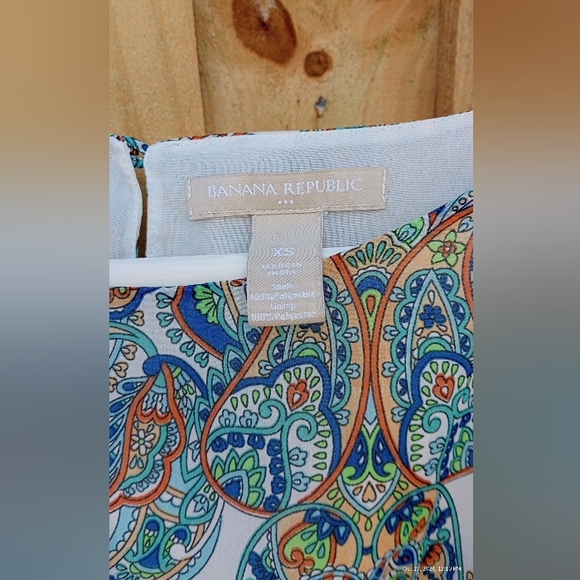 Banana Republic Blouse Size XS - Picture 3 of 3